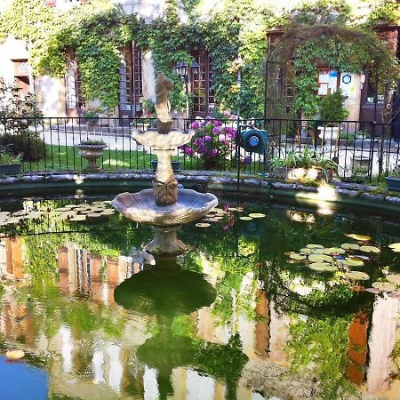 Logis Hostellerie Du Grand Duc Hotel Restaurant Gincla Zewnętrze zdjęcie