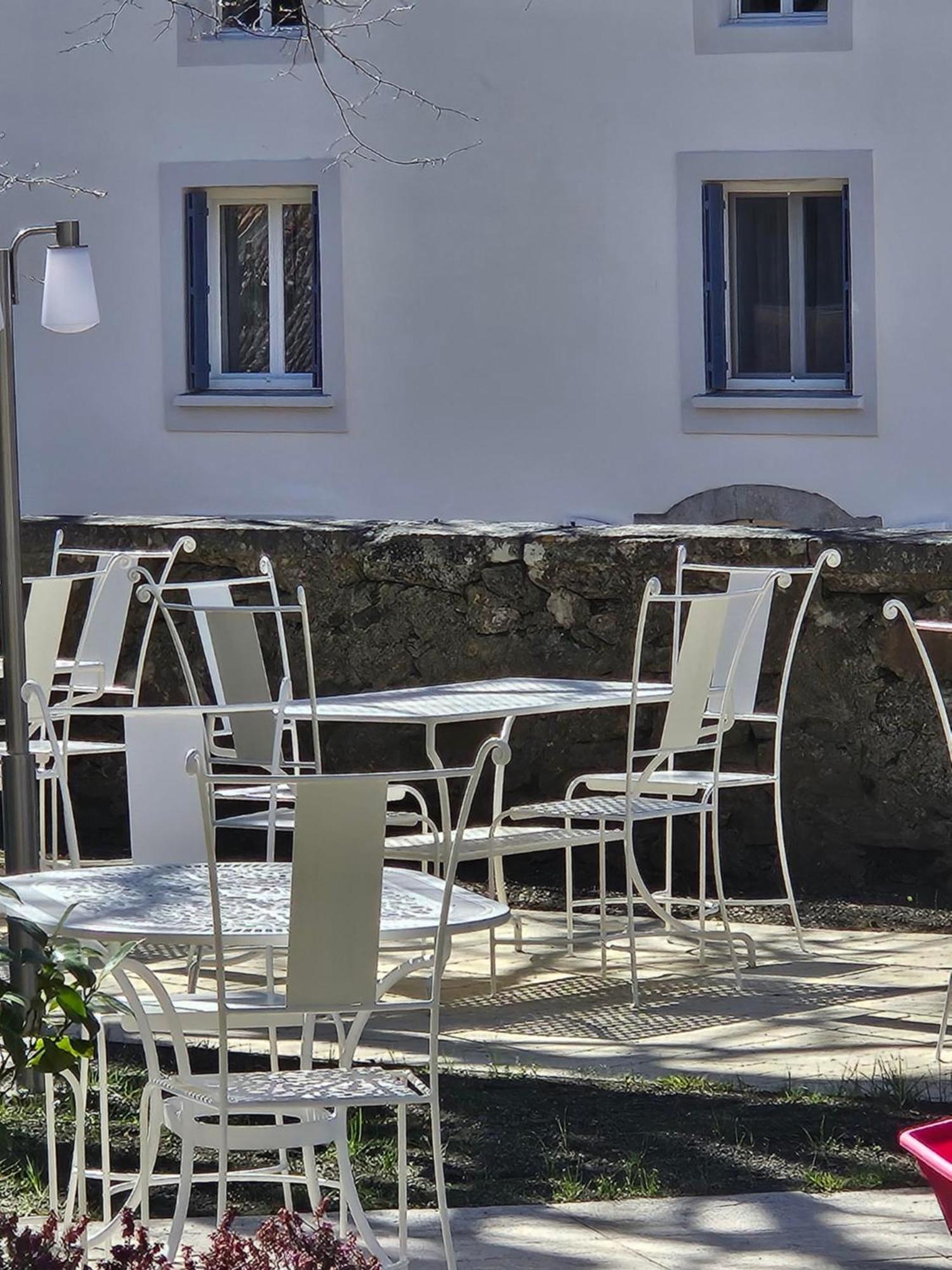 Logis Hostellerie Du Grand Duc Hotel Restaurant Gincla Zewnętrze zdjęcie