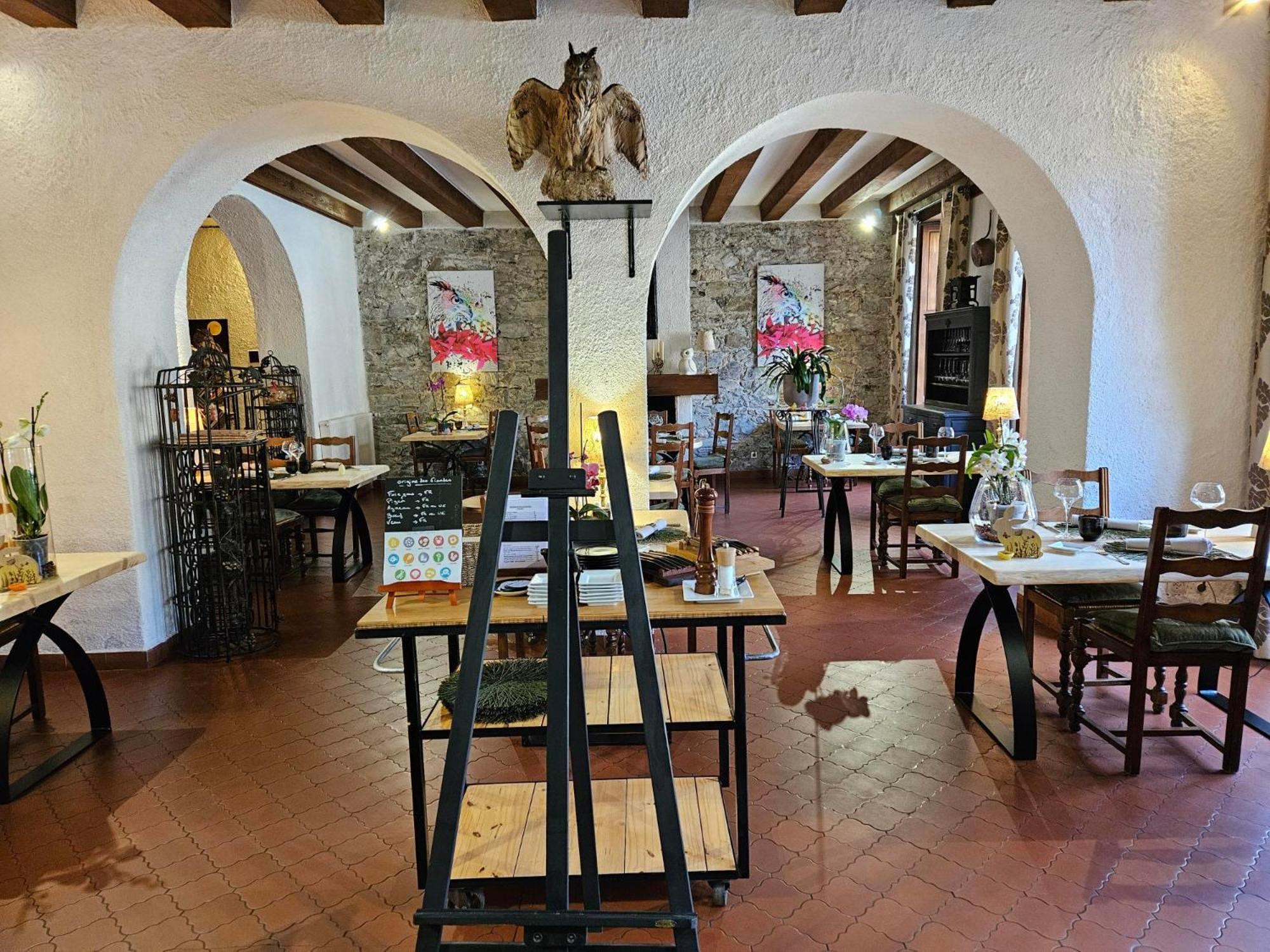 Logis Hostellerie Du Grand Duc Hotel Restaurant Gincla Zewnętrze zdjęcie