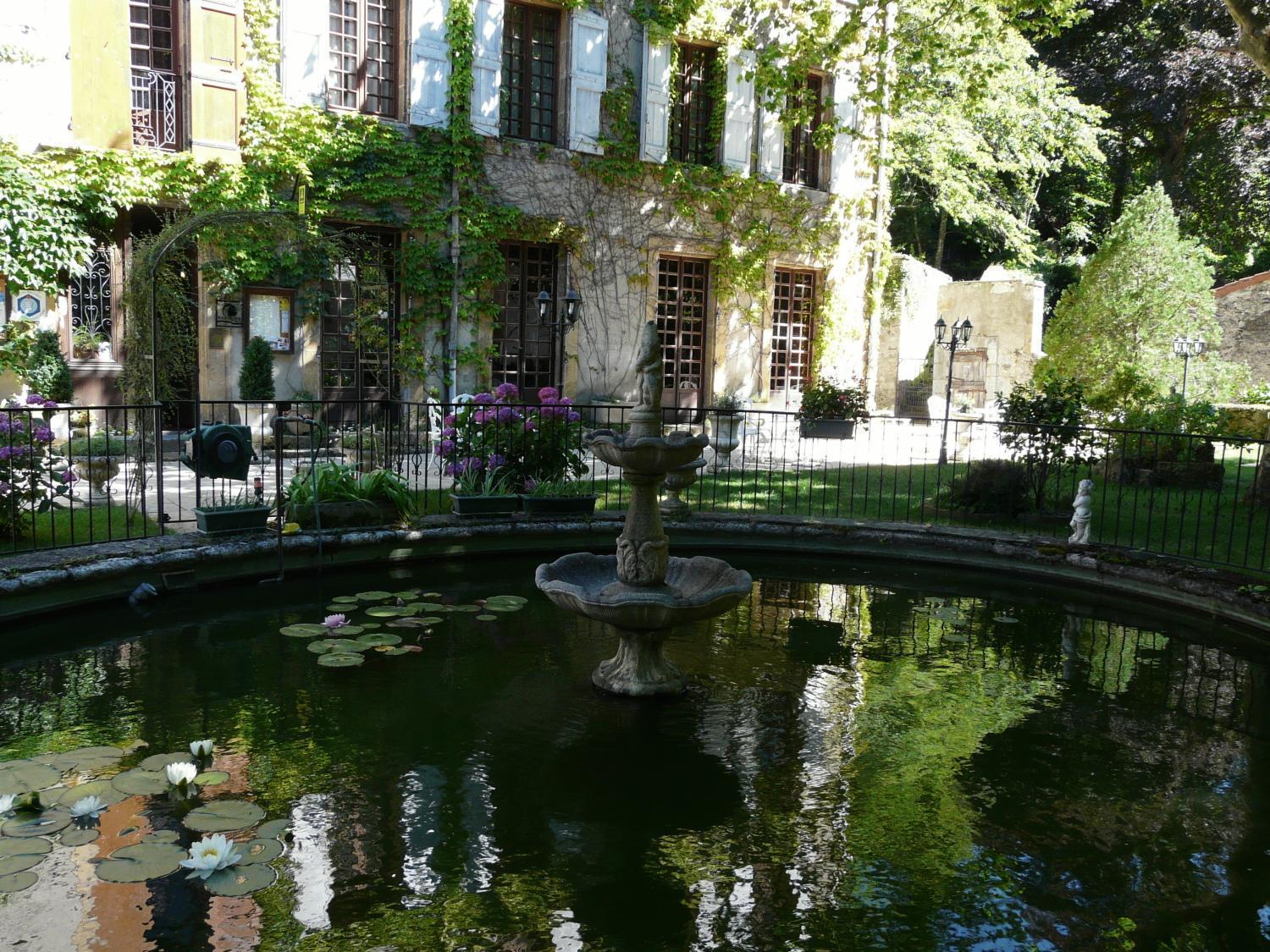 Logis Hostellerie Du Grand Duc Hotel Restaurant Gincla Zewnętrze zdjęcie
