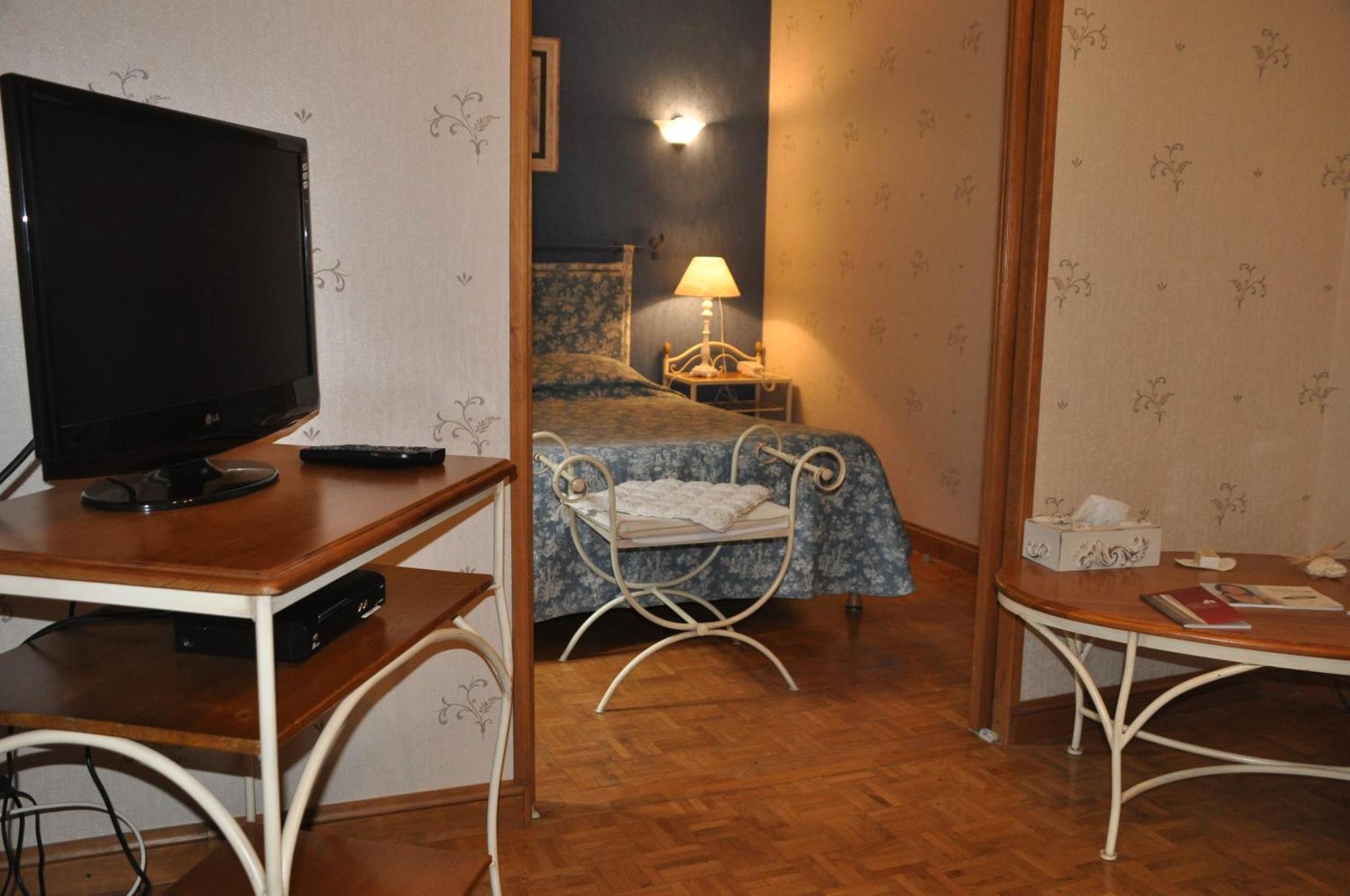 Logis Hostellerie Du Grand Duc Hotel Restaurant Gincla Zewnętrze zdjęcie
