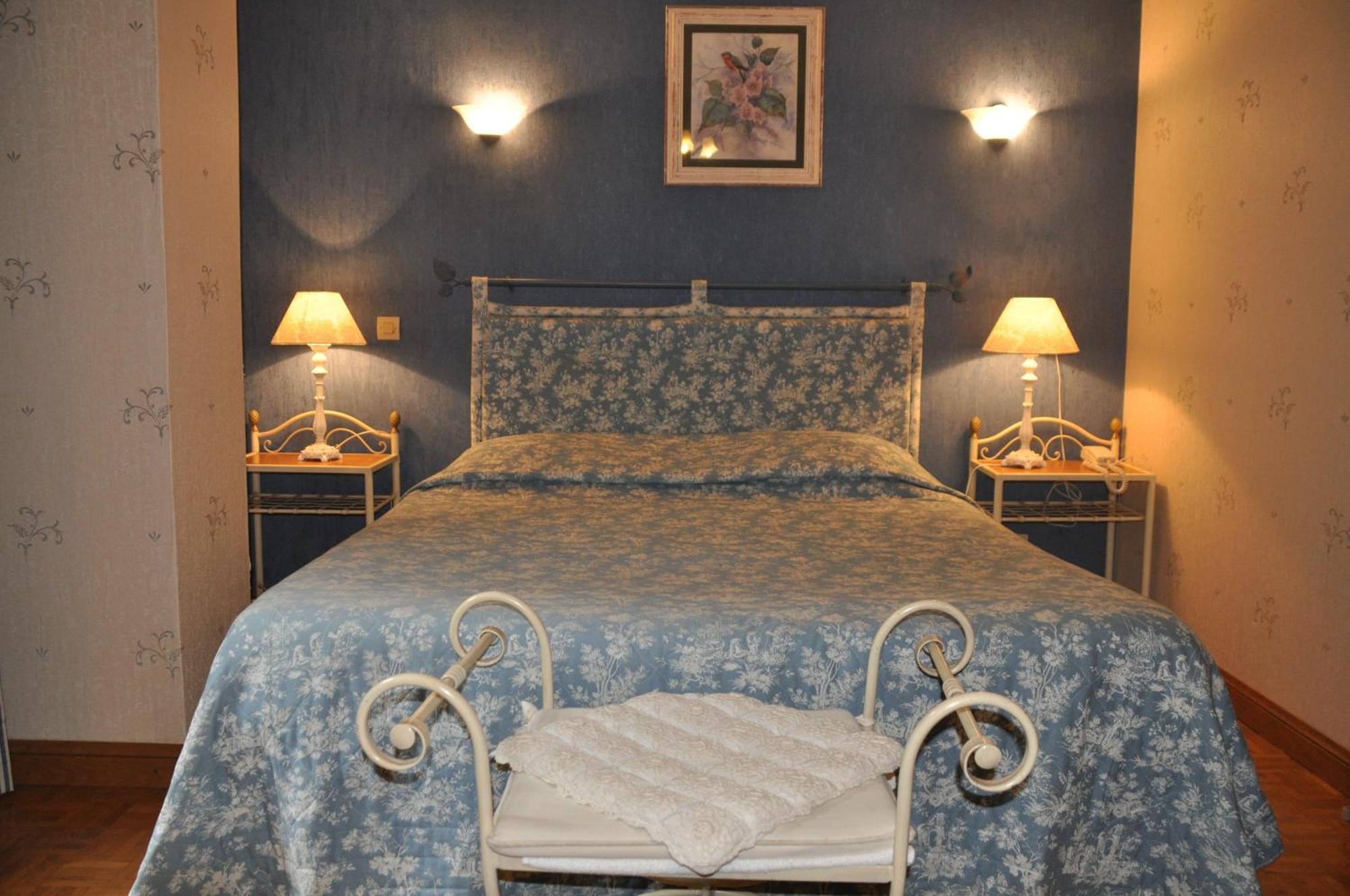 Logis Hostellerie Du Grand Duc Hotel Restaurant Gincla Zewnętrze zdjęcie