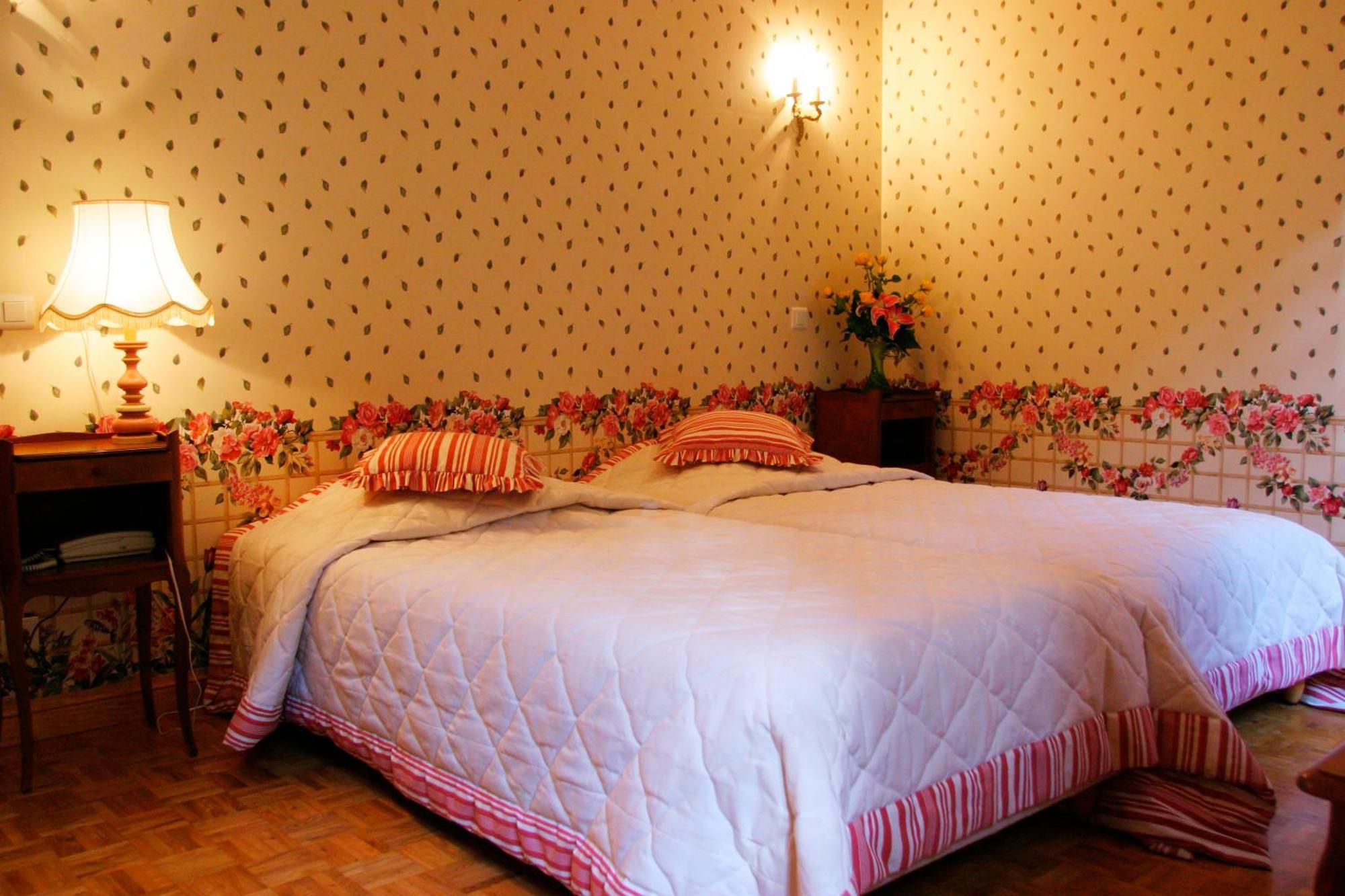 Logis Hostellerie Du Grand Duc Hotel Restaurant Gincla Pokój zdjęcie