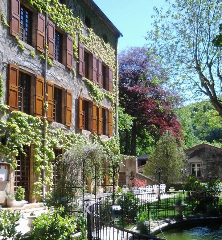 Logis Hostellerie Du Grand Duc Hotel Restaurant Gincla Zewnętrze zdjęcie