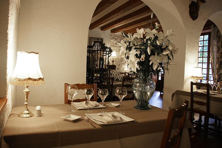 Logis Hostellerie Du Grand Duc Hotel Restaurant Gincla Zewnętrze zdjęcie