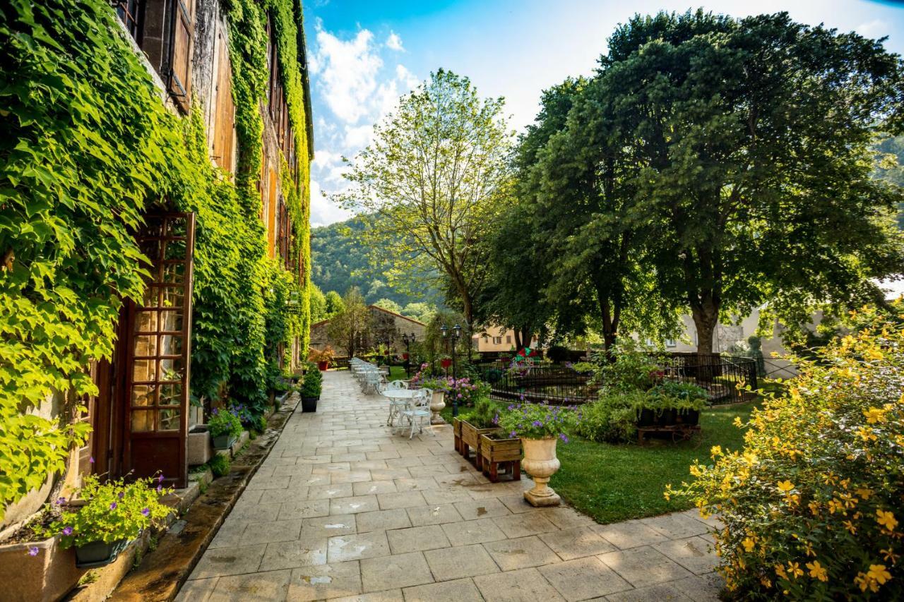 Logis Hostellerie Du Grand Duc Hotel Restaurant Gincla Zewnętrze zdjęcie