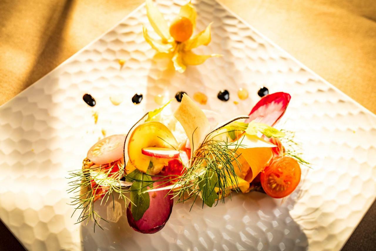 Logis Hostellerie Du Grand Duc Hotel Restaurant Gincla Zewnętrze zdjęcie